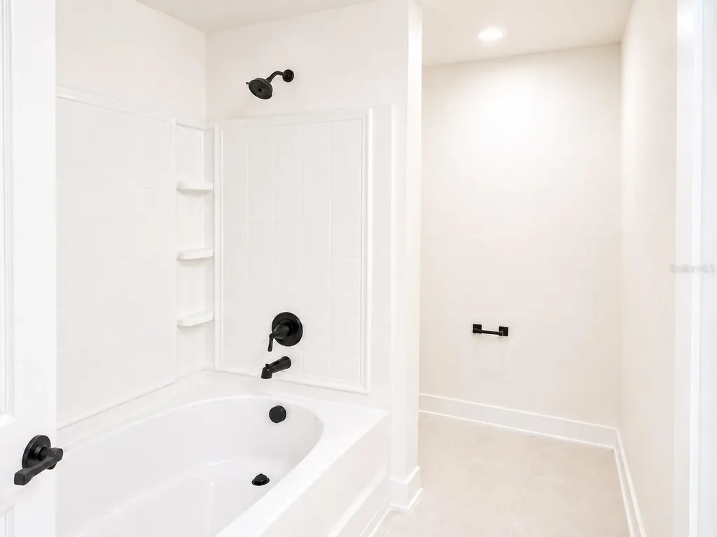 1643 Ann Rose Way Leesburg FL 34748