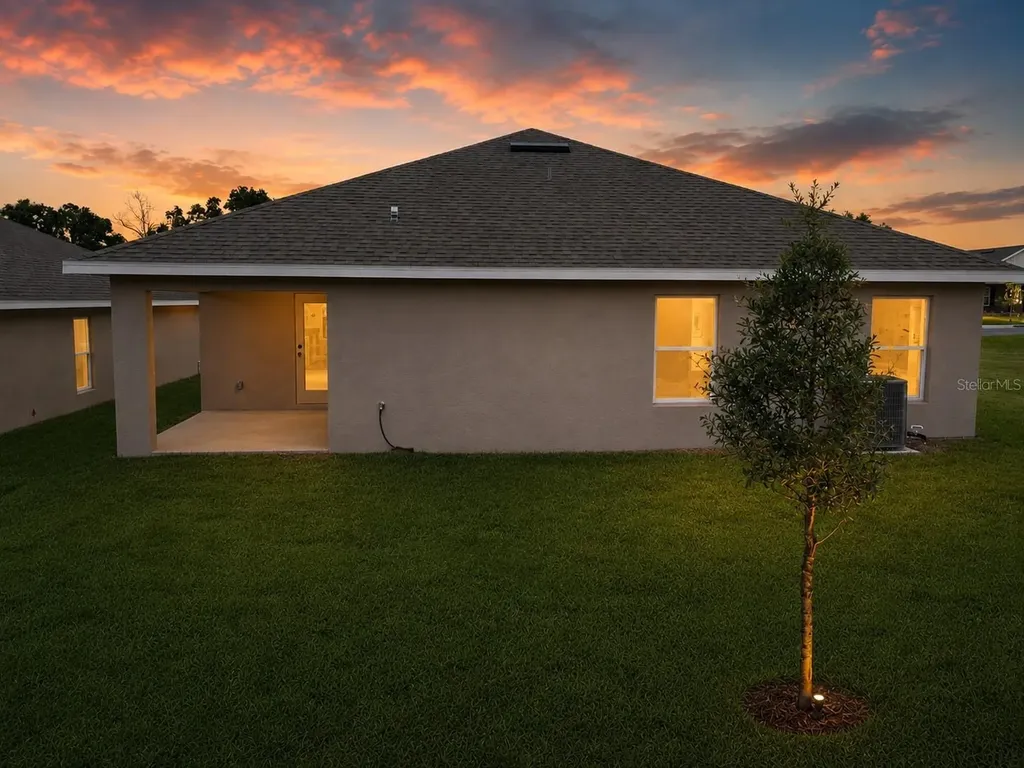 1643 Ann Rose Way Leesburg FL 34748