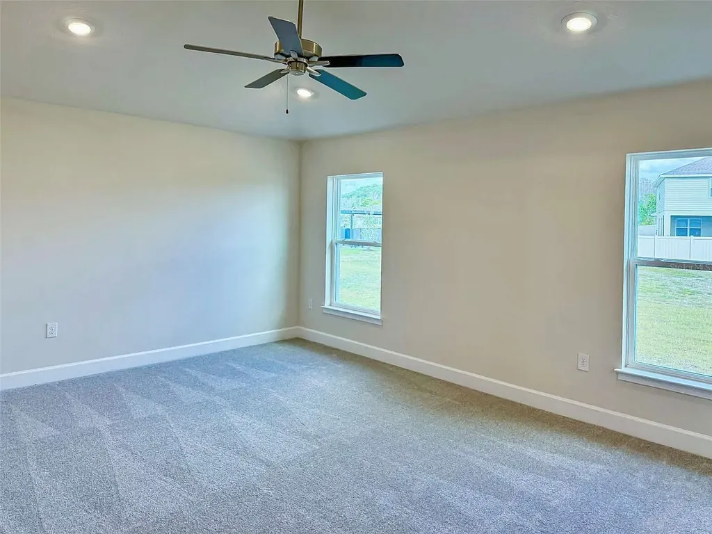 1643 Ann Rose Way Leesburg FL 34748
