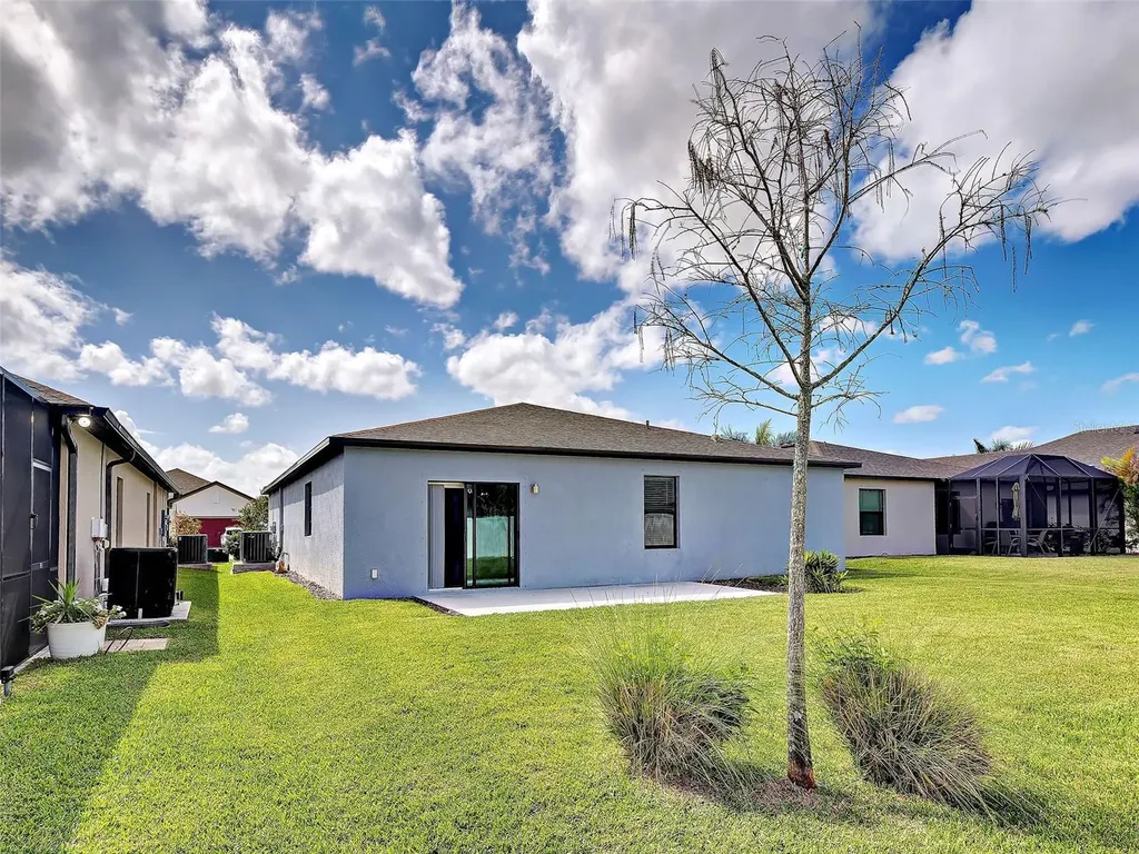 2065 Apian Way Port Charlotte FL 33953