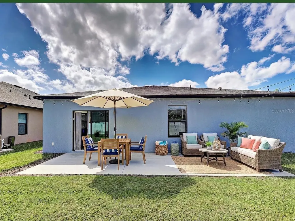 2065 Apian Way Port Charlotte FL 33953