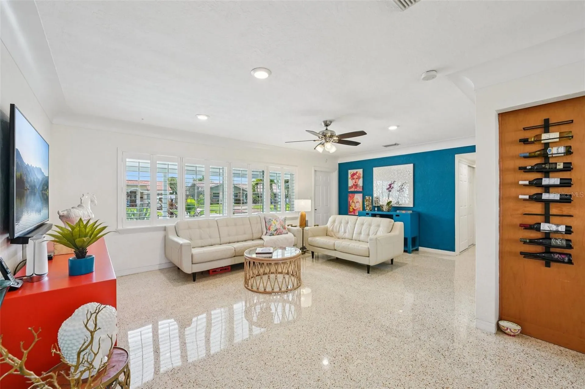 6417 24th Avenue N St Petersburg FL 33710