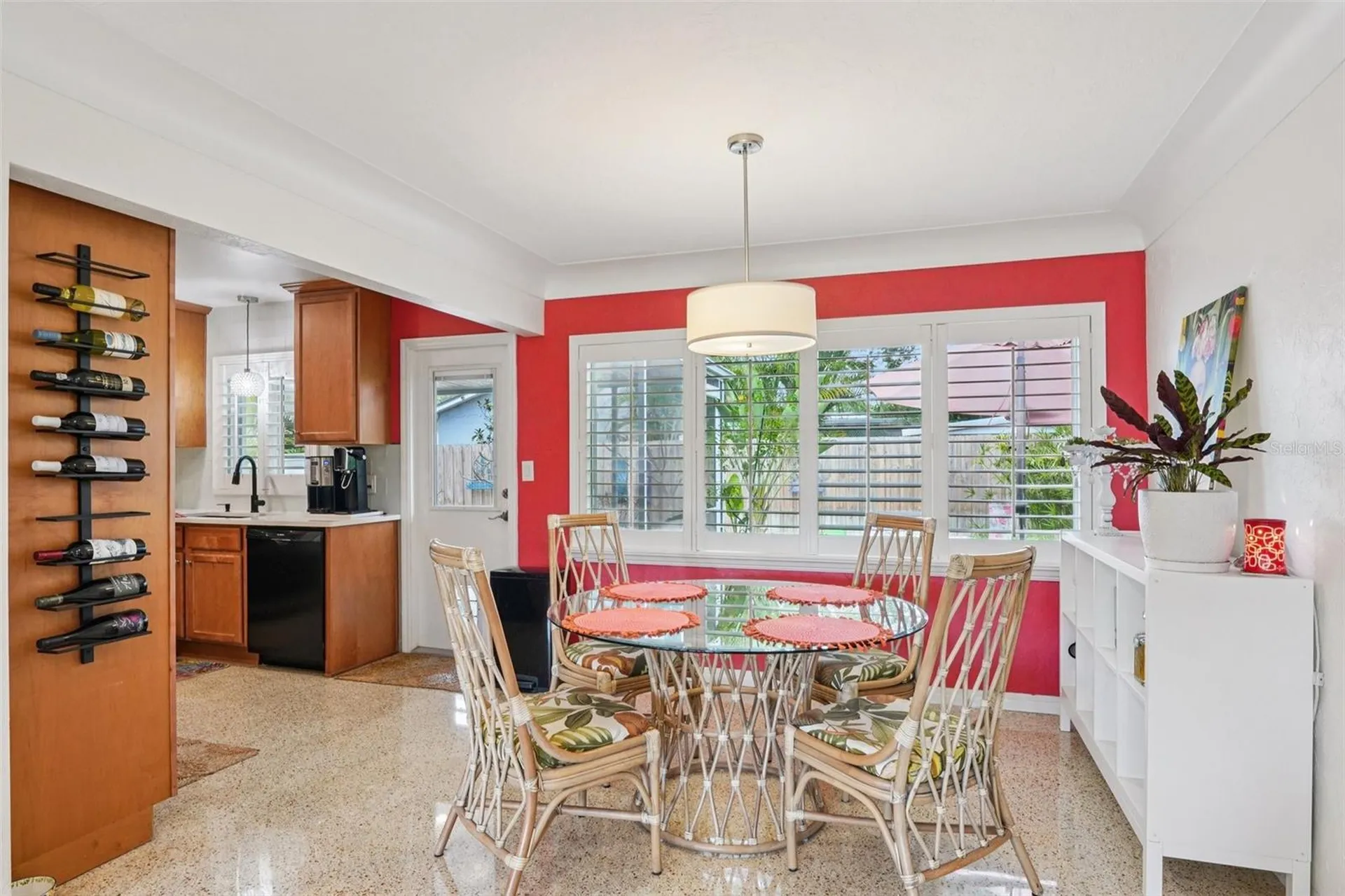 6417 24th Avenue N St Petersburg FL 33710
