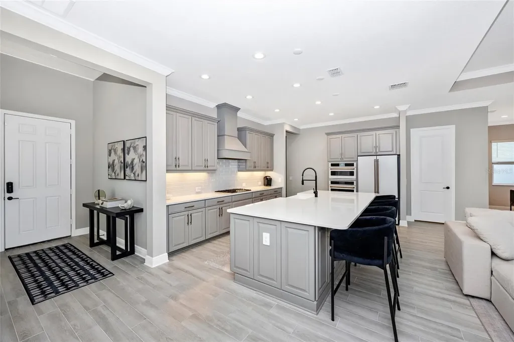 18817 Valleta Avenue Venice FL 34293