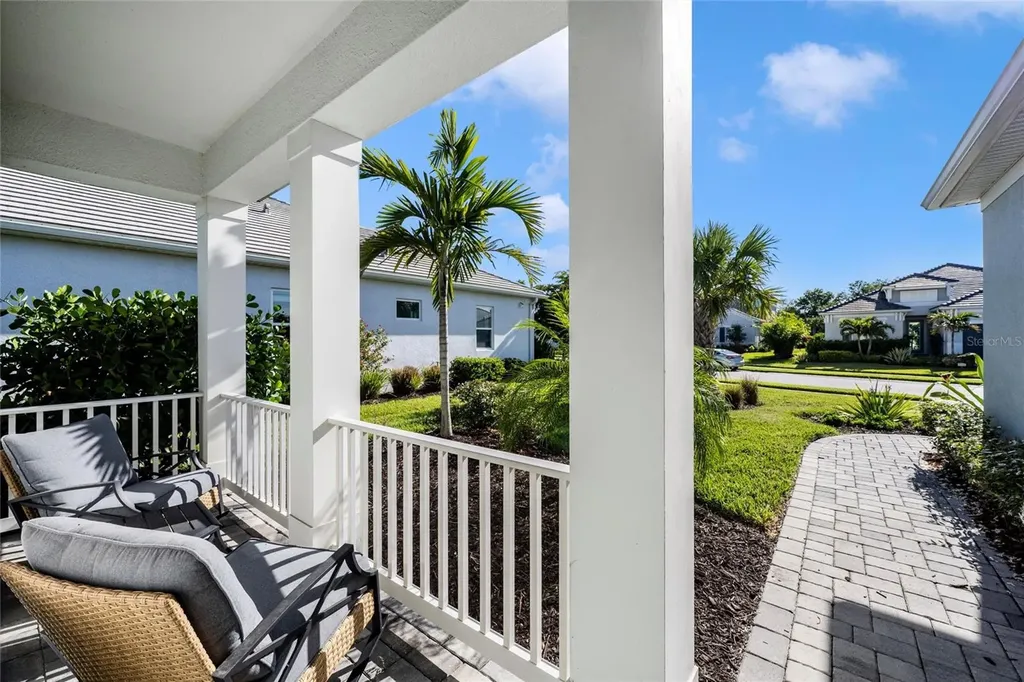 18817 Valleta Avenue Venice FL 34293