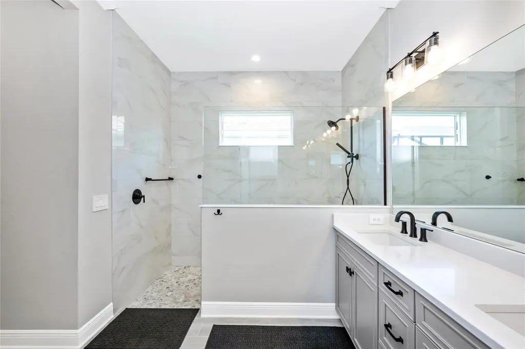 18817 Valleta Avenue Venice FL 34293