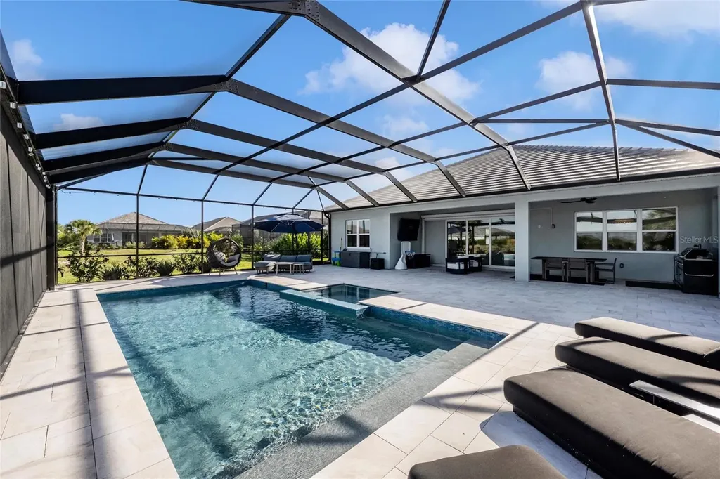 18817 Valleta Avenue Venice FL 34293