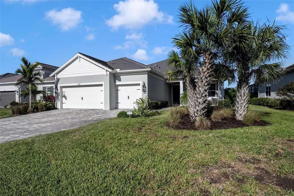 18817 Valleta Avenue Venice FL 34293