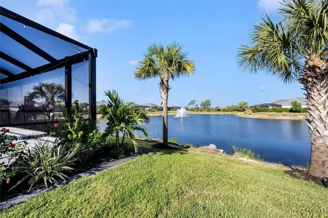 18817 Valleta Avenue Venice FL 34293