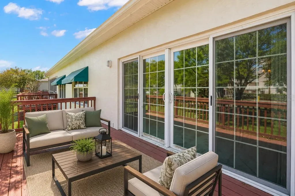 6600 100th Way N St Petersburg FL 33708