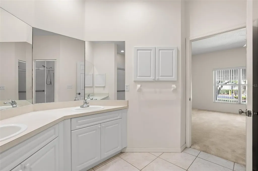 6600 100th Way N St Petersburg FL 33708