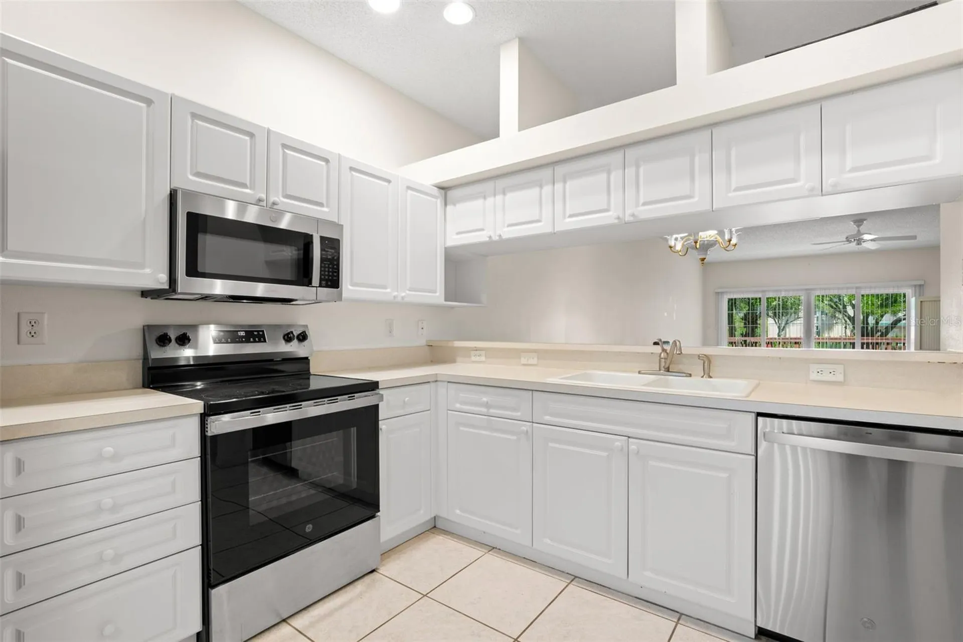 6600 100th Way N St Petersburg FL 33708