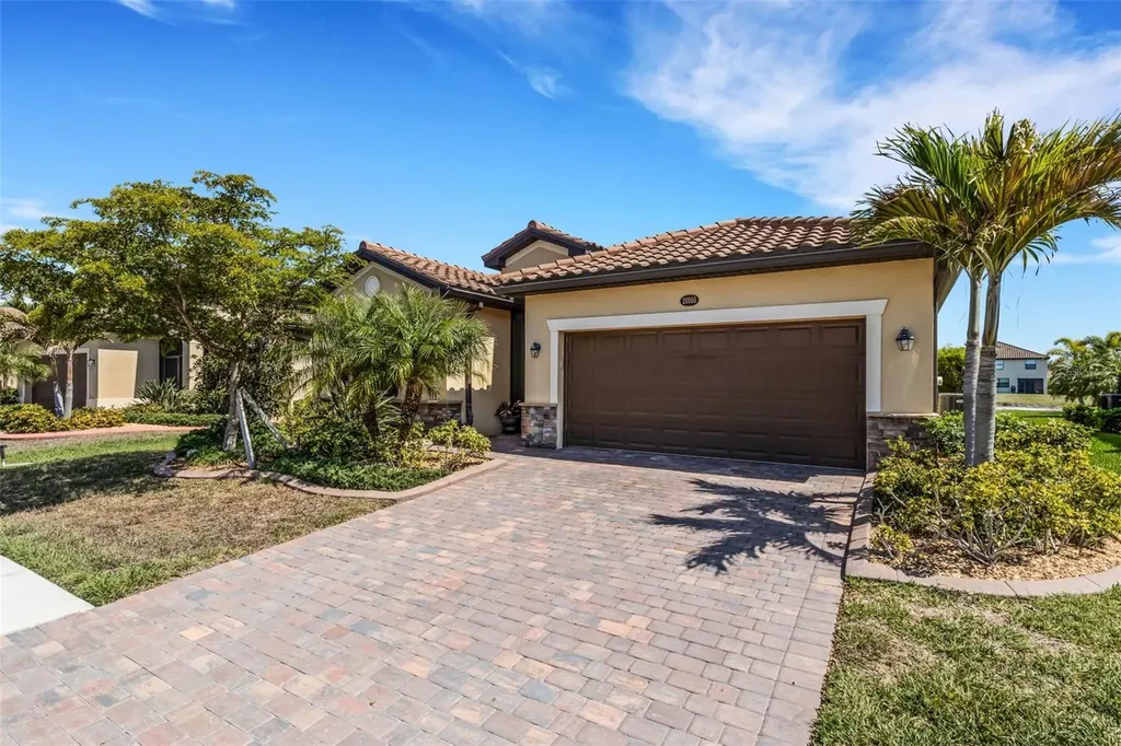 20560 Trattoria Loop Venice FL 34293