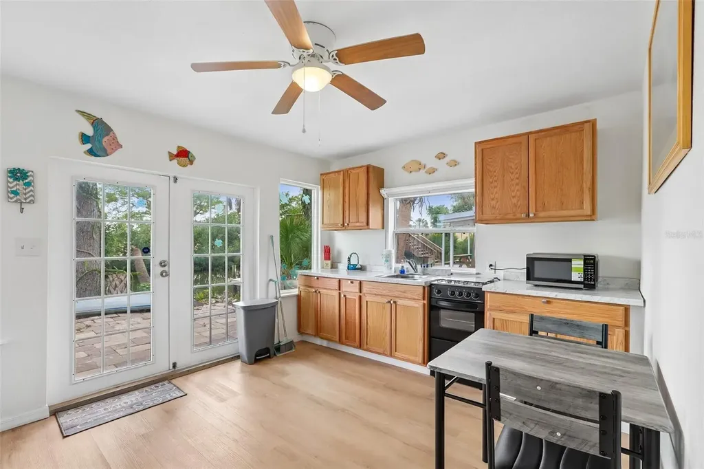 8825 Oak Street Riverview FL 33578