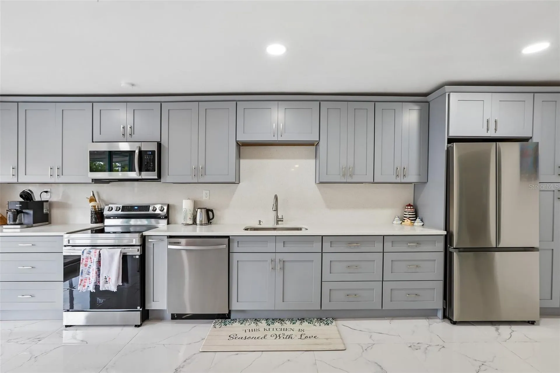 8825 Oak Street Riverview FL 33578