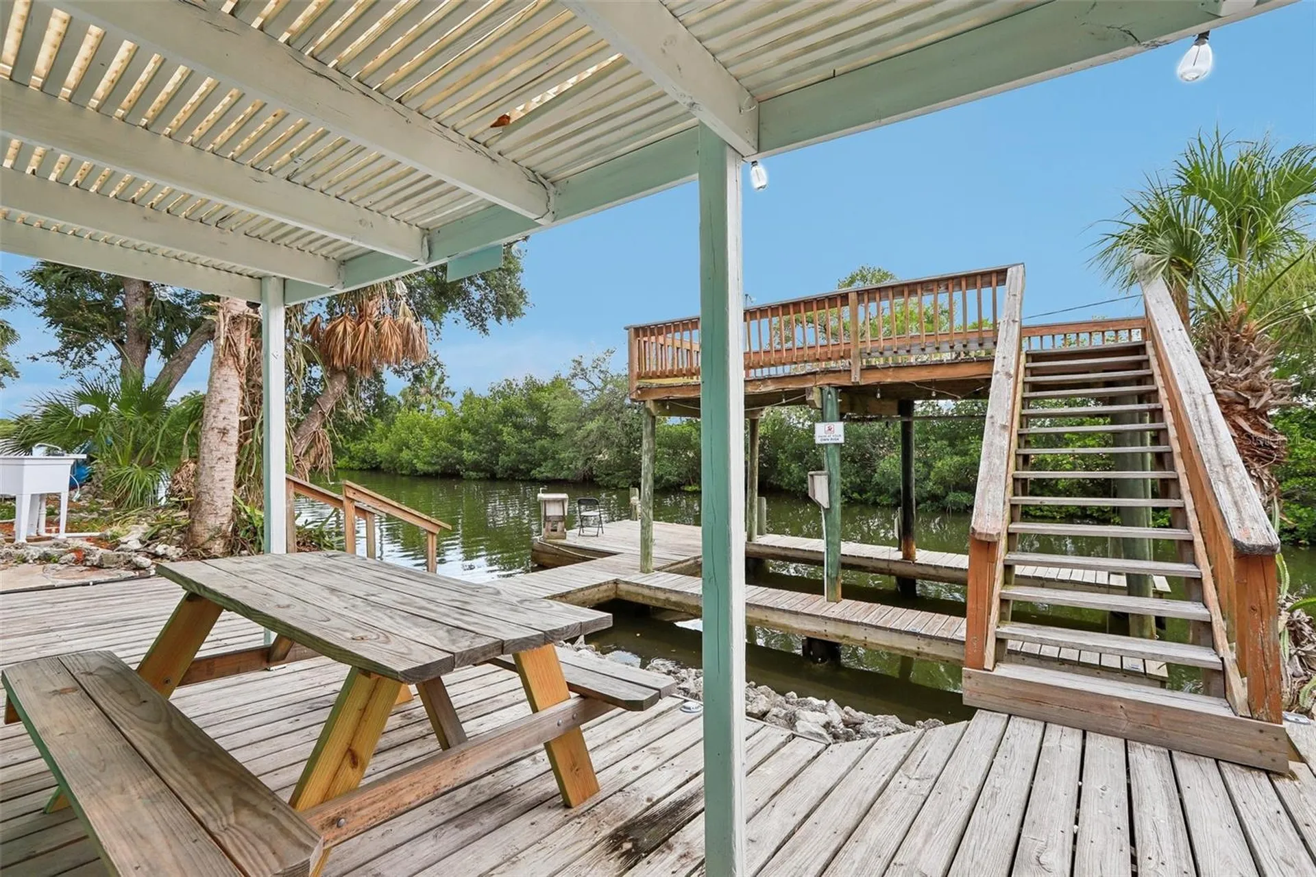 8825 Oak Street Riverview FL 33578
