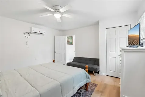 8825 Oak Street Riverview FL 33578