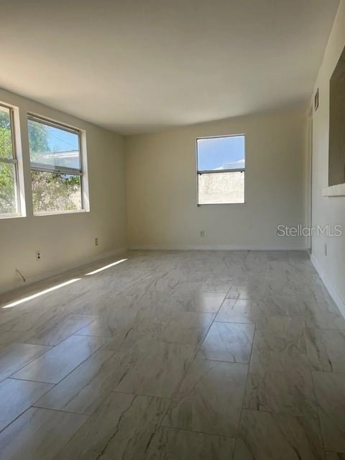 300 94th Avenue N St Petersburg FL 33702