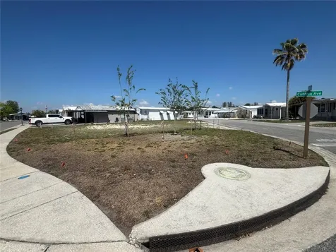 4839 Baker Avenue Zephyrhills FL 33541