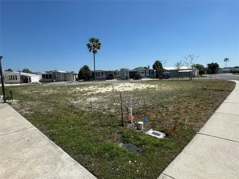 4839 Baker Avenue Zephyrhills FL 33541