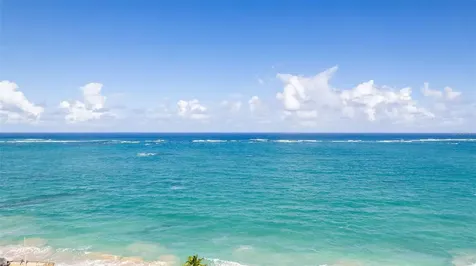 54 Kings Court San Juan PR 00911