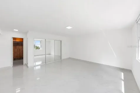 54 Kings Court San Juan PR 00911