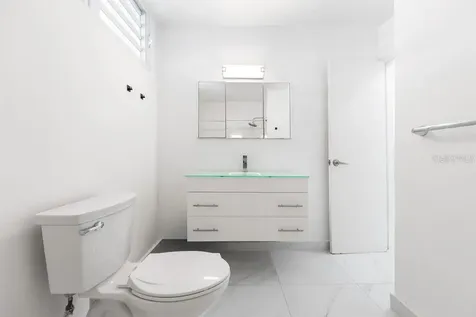 54 Kings Court San Juan PR 00911