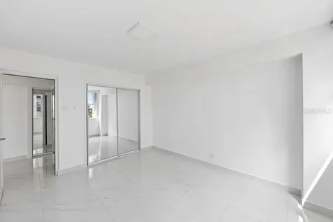 54 Kings Court San Juan PR 00911