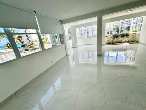 54 Kings Court San Juan PR 00911
