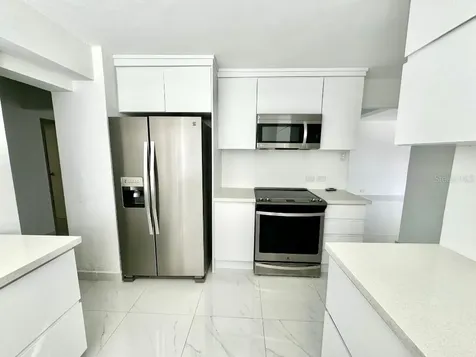 54 Kings Court San Juan PR 00911