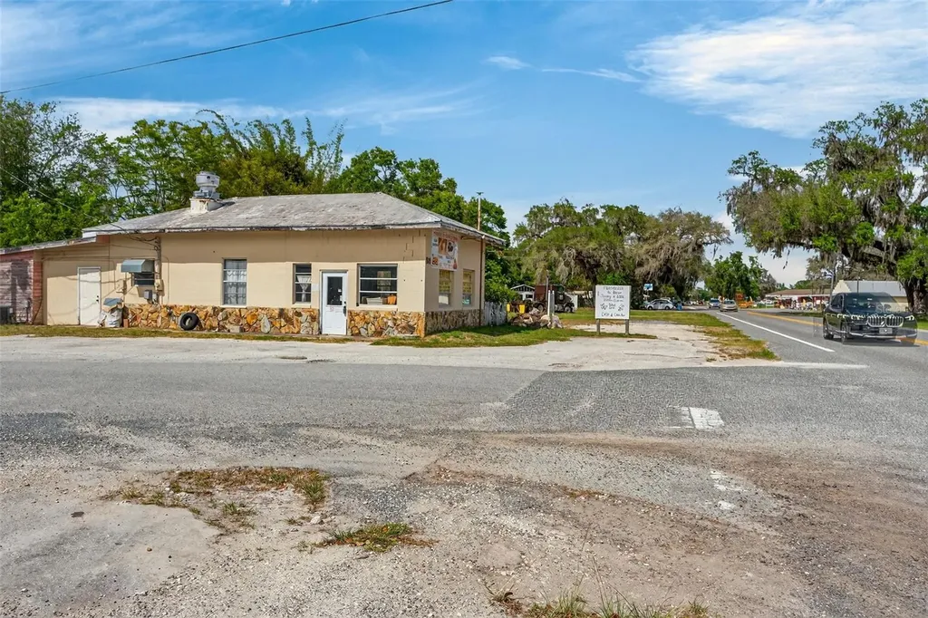 800 S Us 301 Sumterville FL 33585