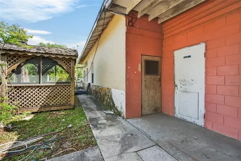 800 S Us 301 Sumterville FL 33585