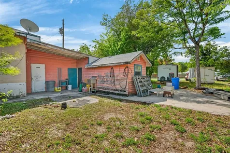 800 S Us 301 Sumterville FL 33585