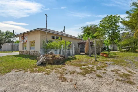 800 S Us 301 Sumterville FL 33585