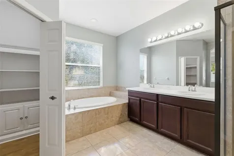11133 Wembley Landing Drive Lithia FL 33547