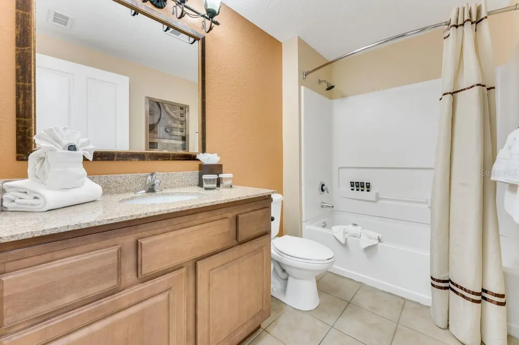 12538 Floridays Resort Drive Orlando FL 32821