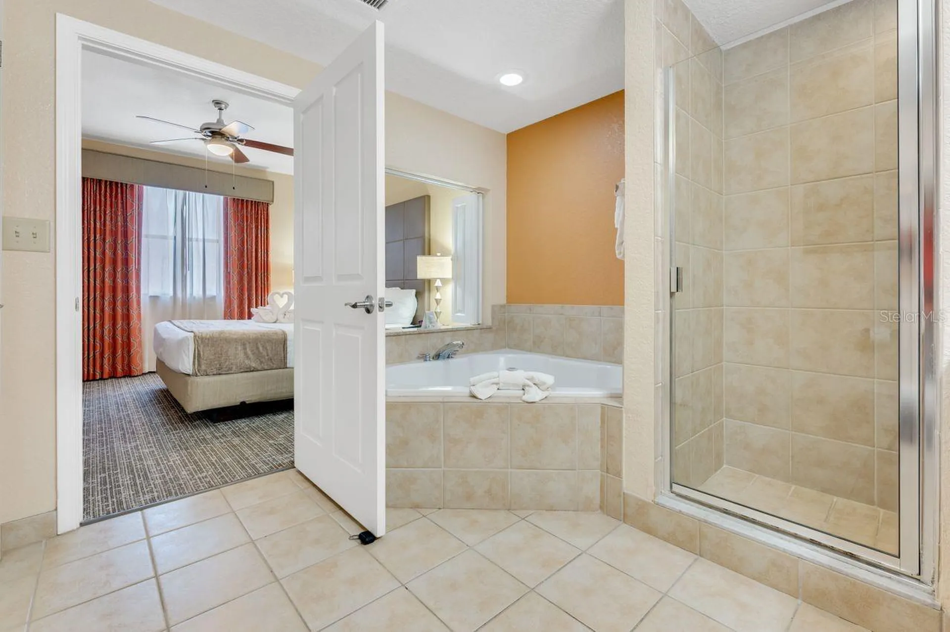 12538 Floridays Resort Drive Orlando FL 32821