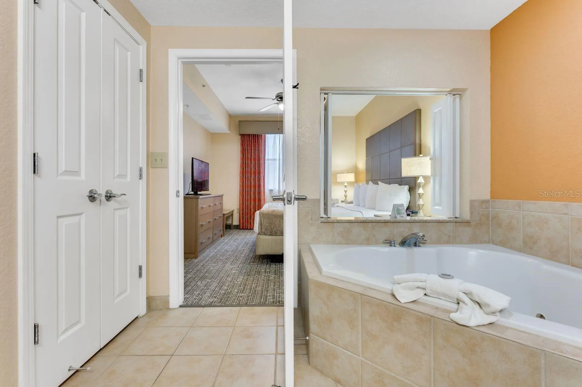 12538 Floridays Resort Drive Orlando FL 32821