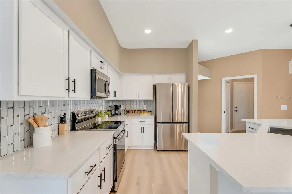 31 E Diamond Drive Palm Coast FL 32164