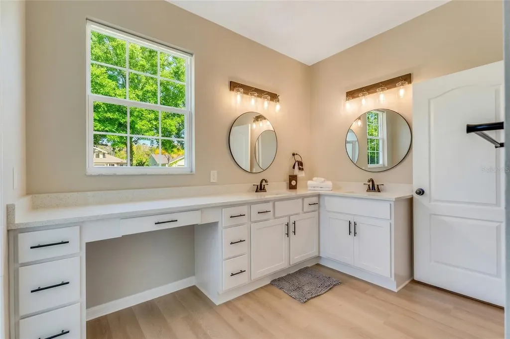 31 E Diamond Drive Palm Coast FL 32164