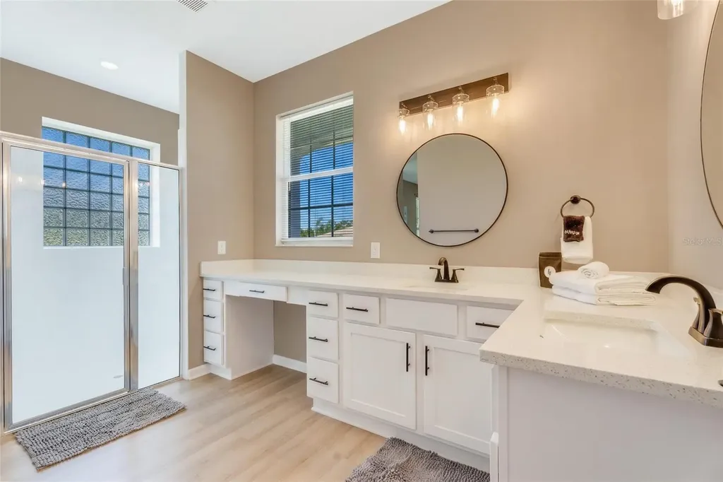 31 E Diamond Drive Palm Coast FL 32164