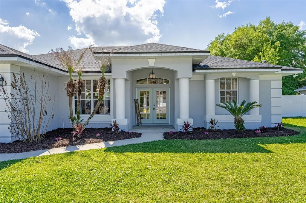 31 E Diamond Drive Palm Coast FL 32164