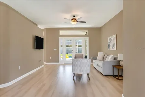 31 E Diamond Drive Palm Coast FL 32164