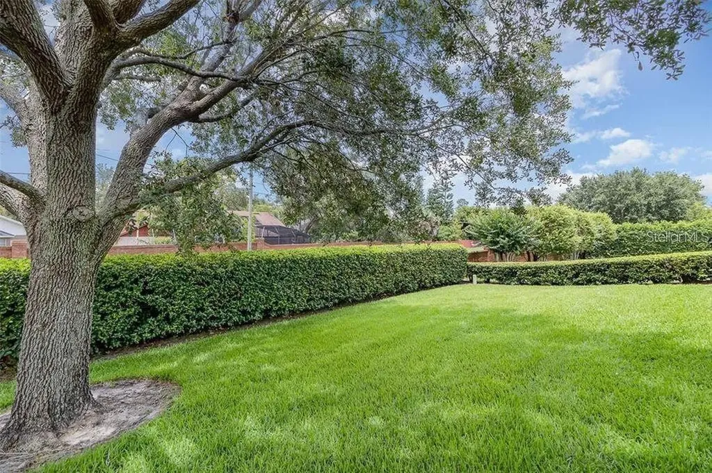 10001 Highland Woods Court Orlando FL 32836