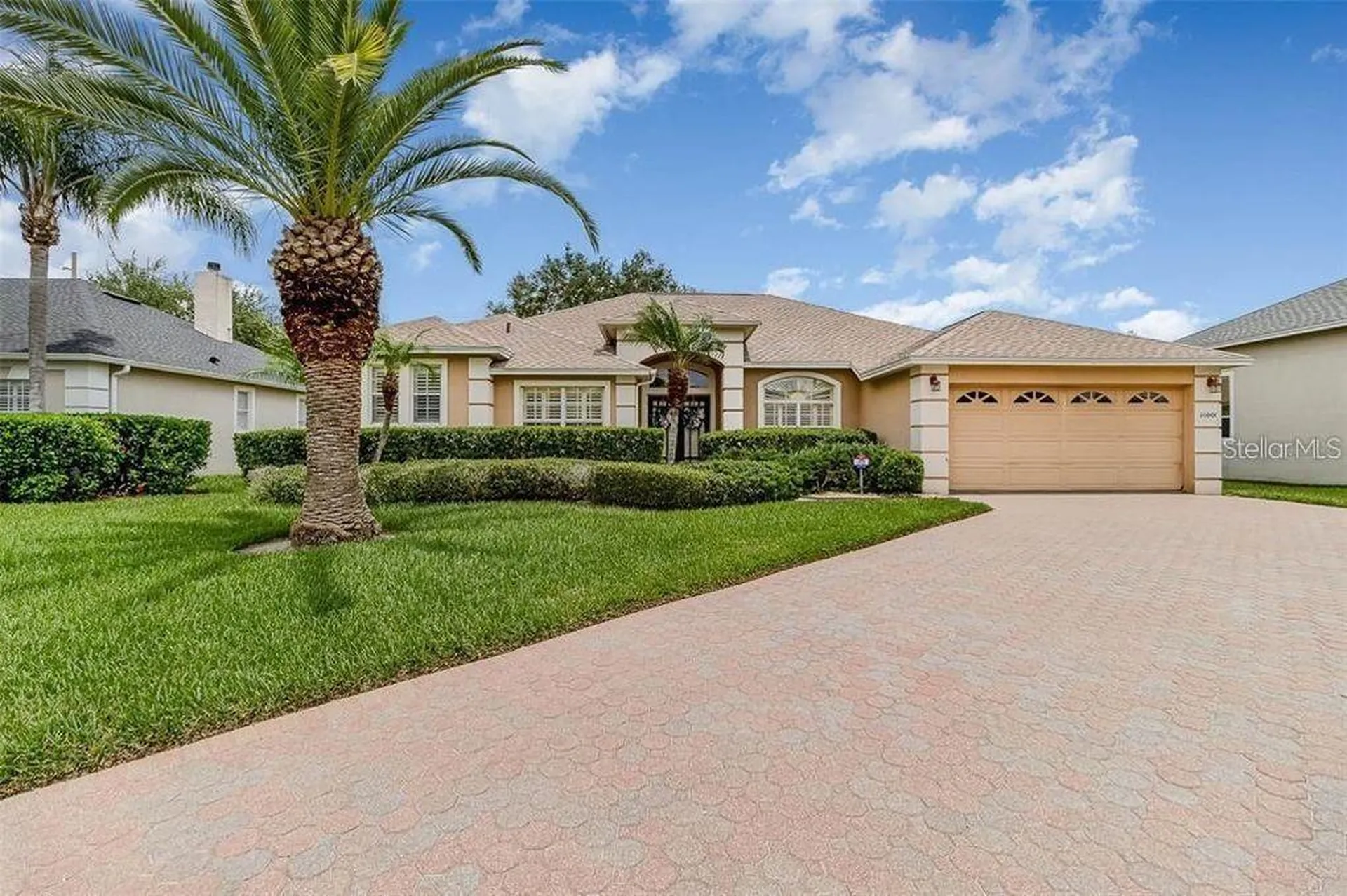 10001 Highland Woods Court Orlando FL 32836