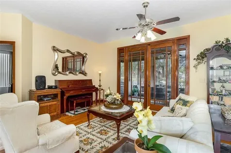 10001 Highland Woods Court Orlando FL 32836