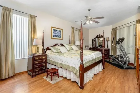 10001 Highland Woods Court Orlando FL 32836