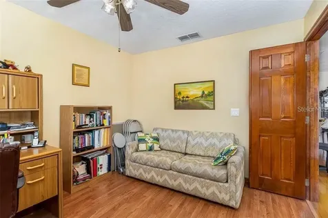 10001 Highland Woods Court Orlando FL 32836