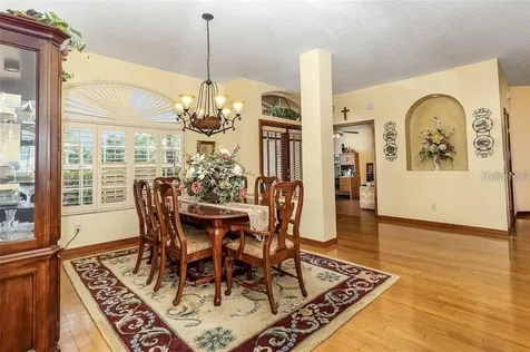 10001 Highland Woods Court Orlando FL 32836