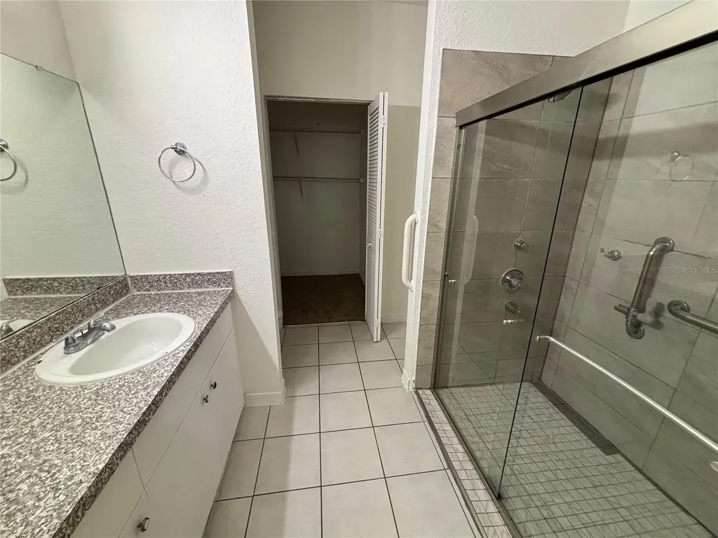6340 Raleigh Street Orlando FL 32835